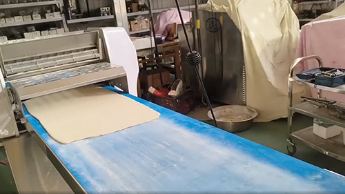 Laminadora de masa automática
