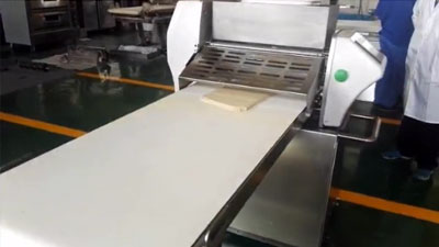 Laminadora de masa semi-automática